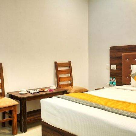 Visa Inn Transit Stay With Airport Transfer 班加罗尔 外观 照片